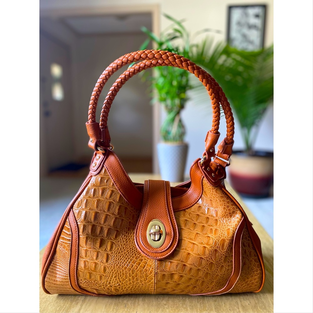 Madi Claire Handbag